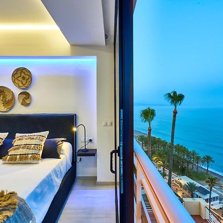 Savanna Beach. Amazing Apartment With Jacuzzi Torremolinos Eksteriør billede