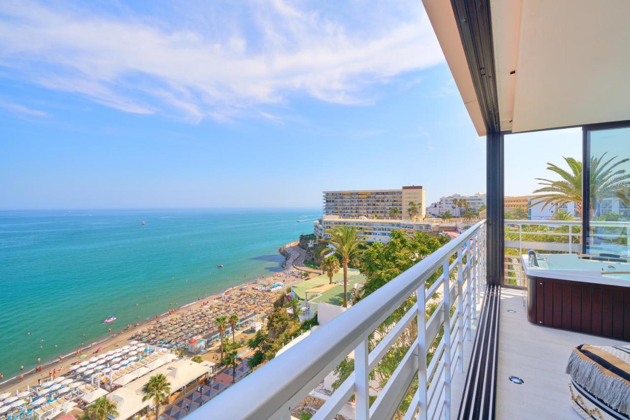 Savanna Beach. Amazing Apartment With Jacuzzi Torremolinos Eksteriør billede